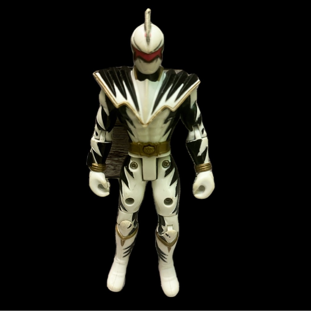 Power Rangers Bandai 2003 Dino Thunder Action Figure with Gold Accents